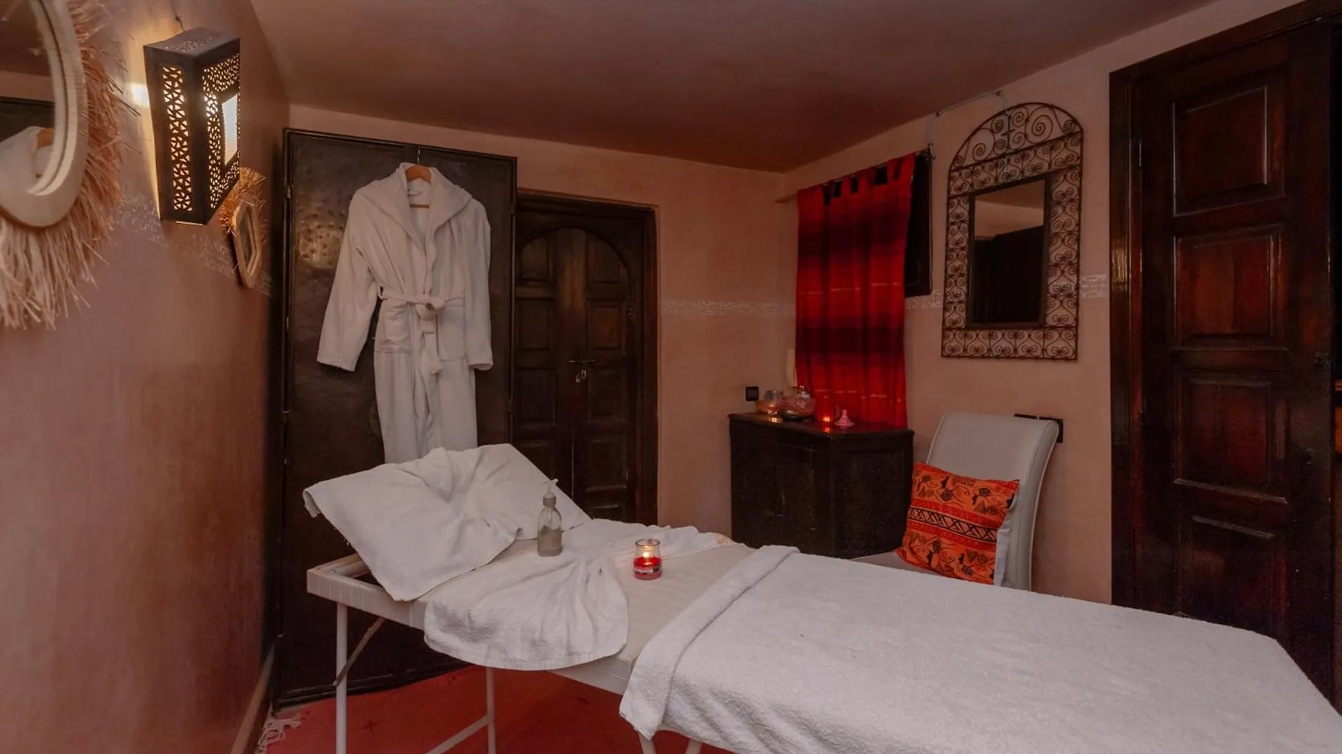Riad Dar Tuscia Marrakesh 4*,